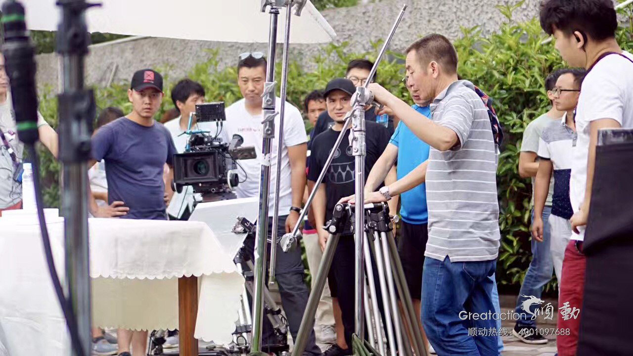 俞文清燕窩水廣告“清爽”開(kāi)拍