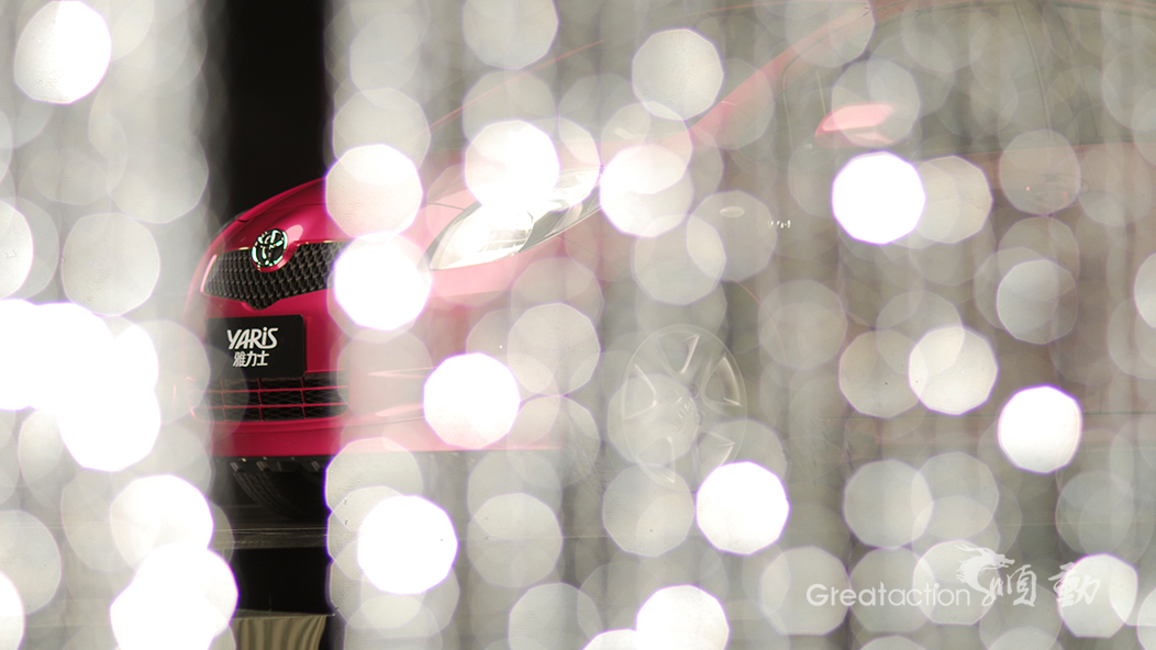 周杰倫、莫文蔚攜手雅力士汽車